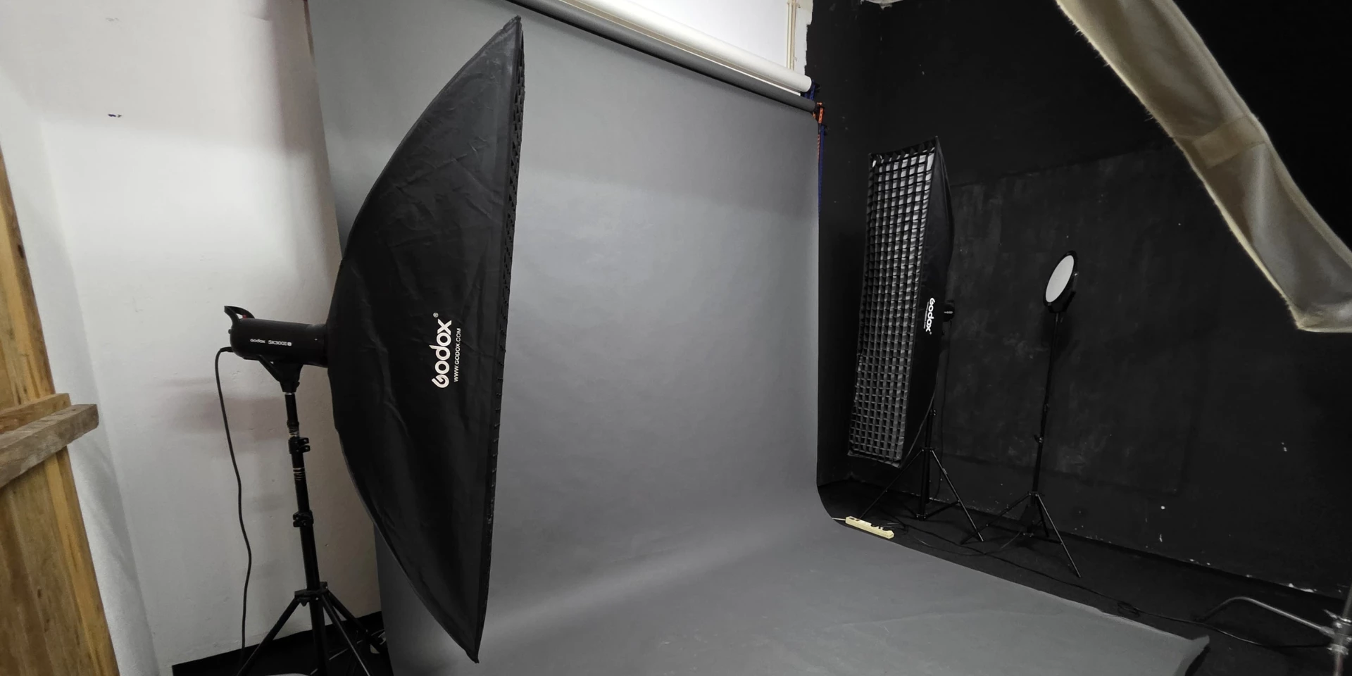 Iluminação da Sala Negra da LXPRO