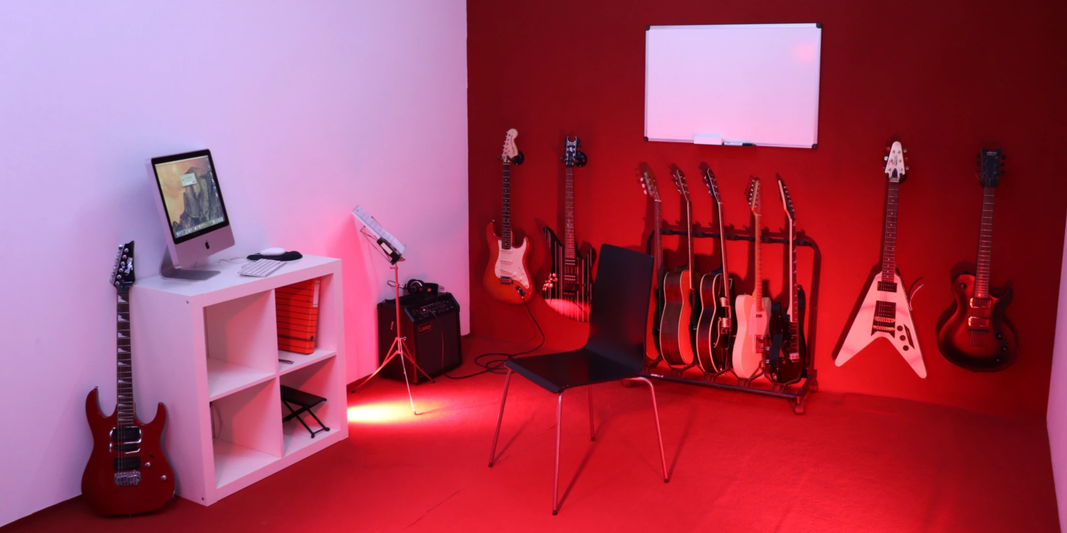 Sala Vermelha - Sala de formação de guitarra de 15m² na LXPRO