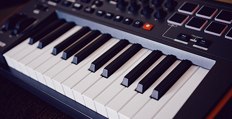 Teclados e pianos digitais na LXPRO